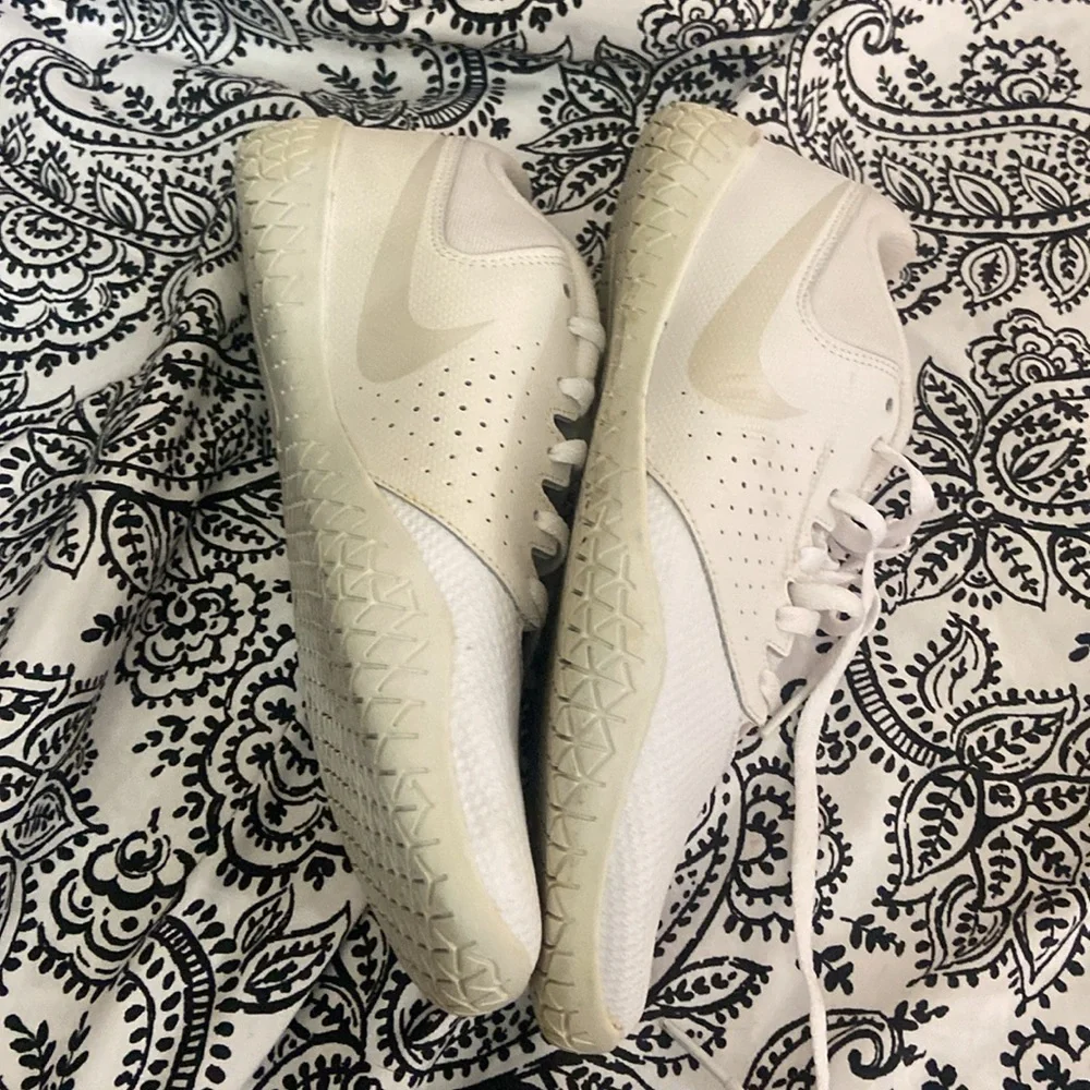 Nike good pre